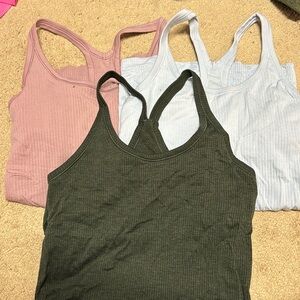 Lululemon tank bundle - all great quality but do not have the removable pads